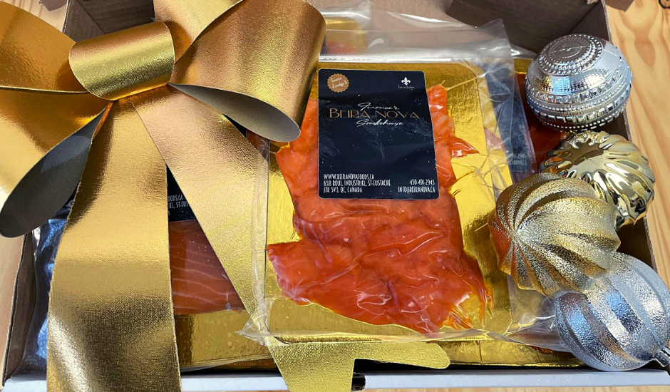 Boîte festive 4 (truite fumée traditionnelle 9 paquets x 100g)