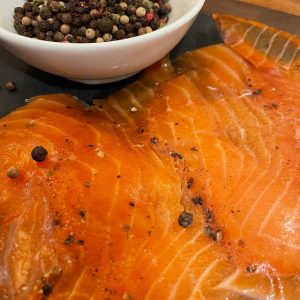 Saumon fumé à l’érable et aux 4 poivres